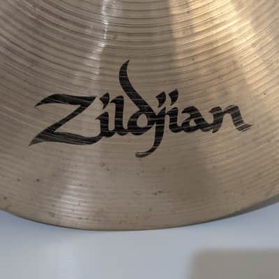 Zildjian 18" A Series Medium Thin Crash Cymbal 1982 - 2012 - Traditional image 5