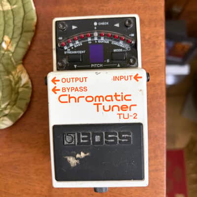 Boss TU-2 Chromatic Tuner (Dark Gray Label) 1998 - 2009 - White image 1