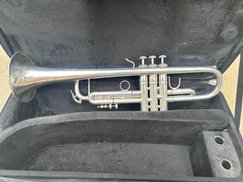 Bach Stradivarius model 25 Circa 1995 - Silver image 1