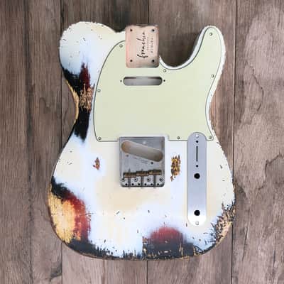FRANCHIN Mars guitar body Heavy Relic Aged Olympic White over 3-Color Sunburst 100% Nitro Lacquer SS Poplar Telecaster-Tele-T-Style Made in Italy - Stock piece #22360826 image 4