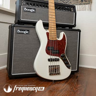 Gregg Guitars PJ5 Bass in Olympic White with an Chambered Ash Body and Roasted Flamed Maple Neck image 4