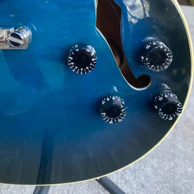 Gibson ES-137 Classic 2002 - 2015 - Blueburst image 8