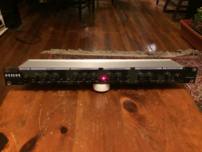 MAM RS3 Resonator rack mount analog triple resonant filter image 1