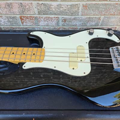 Vintage 1983 Fender Precision Bass Elite I Bass Guitar w/ Original Plastic Molded Case! image 3