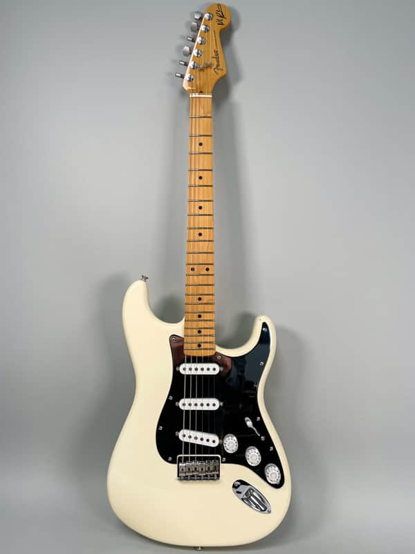 2022 Fender Nile Rodgers Hitmaker Stratocaster Olympic White w/Gig Bag