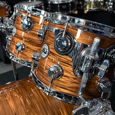 ~WOW!~ DW Collectors Series SSC Maple 4-Piece 10/12/16/22 Drum Kit Set in Bronze Oyster FinishPly with Chrome Hardware image 4