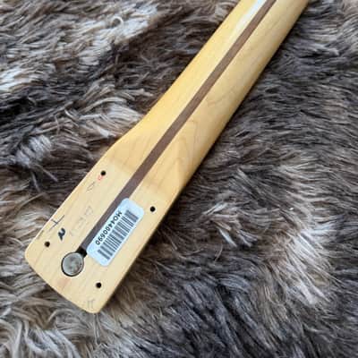 2017 Fender Standard Stratocaster 21-Fret Maple Neck with Tuners image 7