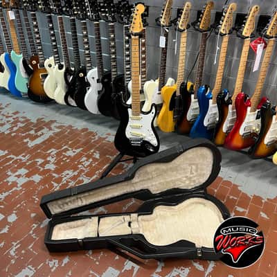 Fender   Japan Stratocaster Black 1984 – 1987 image 3