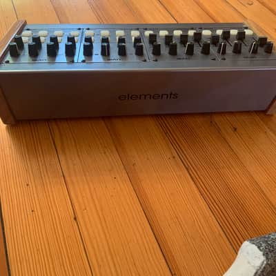 Livid Instruments Elements Modular MIDI Controller image 7