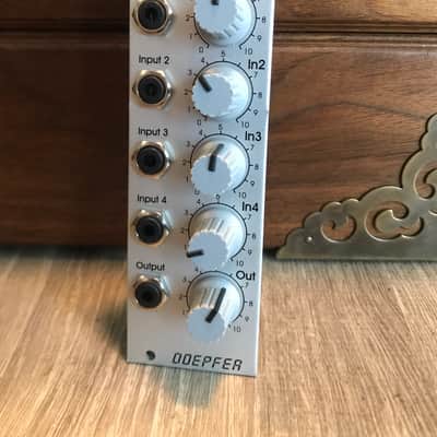 Doepfer A-138a Mixer Linear - Silver image 1