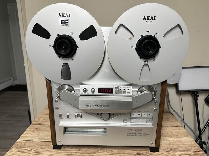 Akai GX-747