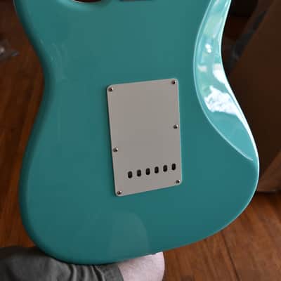 Fender American Vintage II '57 Stratocaster, 2024, OHSC & paperwork, Great condition image 8