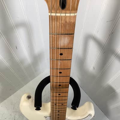 Fender MIM Stratocaster 1998 - White image 4