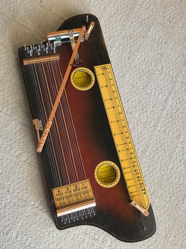 Rare 40’s Tremoloa 30's Stringed Hawaiian Instrument 50's Vintage Zither Autoharp image 1