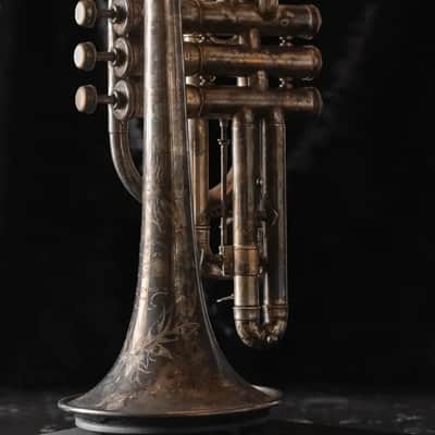 Vintage, low SN, 1907 Bb Holton New Proportion Cornet Chicago Holton New Proportion Cornet 1907 - Silver image 3