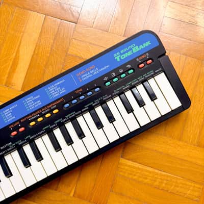 Casio SA-3 Tone Bank (Japan, 1995) - Vintage 32-Keys Mini Keyboard Synthesizer! Extremely Rare! Read the full ad! image 4