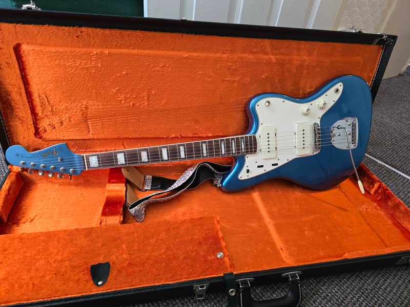 Fender American Vintage II 1966 Jazzmaster Rosewood Fingerboard Lake Placid Blue