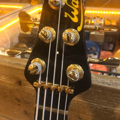 Wal Mk2 V String Fretless (1989 UK) image 3