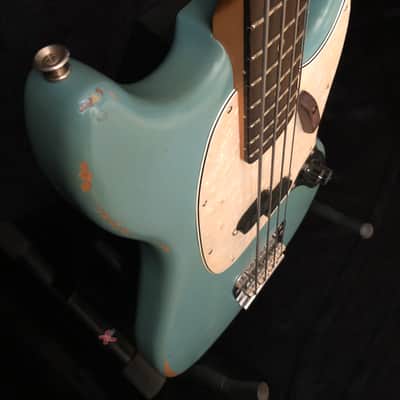 Fender JMJ Road Worn Mustang Bass + Hard Case, Pro Setup image 8