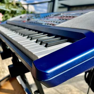 Korg Liverpool 61-Key Arranger with Lennon and McCartney Beatles Songs 2010s - Blue/Union Jack image 7