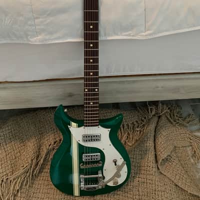 BRAND  new never played 2007 - 2008 Gretsch G5135 Electromatic G. Love Signature Corvette Phili-Green with Competition Stripe 2020 - image 15
