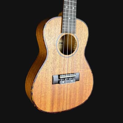 Cascha HH 2033 Premium Natural Concert Ukulele W/ Gigbag image 2