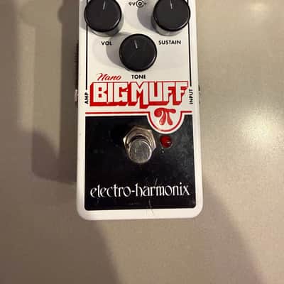 Electro-Harmonix Nano Big Muff Pi Distortion / Sustainer 2013 - Present - White / Black / Red image 1