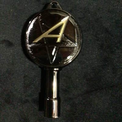 Charlie Benante - Anthrax - Black Chrome - Signature Drum Key image 2