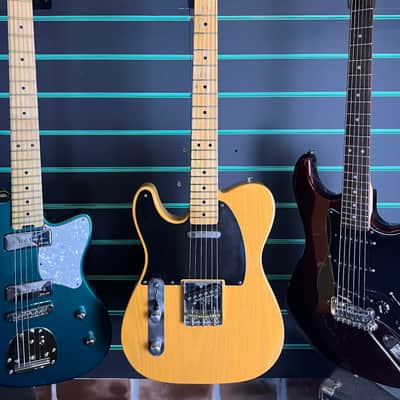 Fender American Vintage '52 Telecaster Butterscotch Blonde 2002 Left Handed image 2