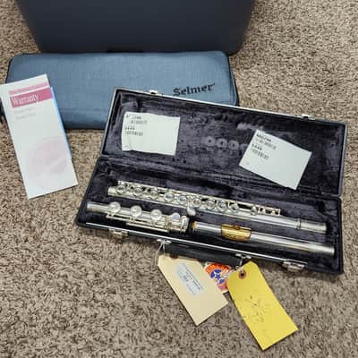 Selmer Omega flute - sterling silver, gold engraved lip plate, open hole, low B image 3