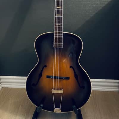 Levin Model 27 1944 image 1