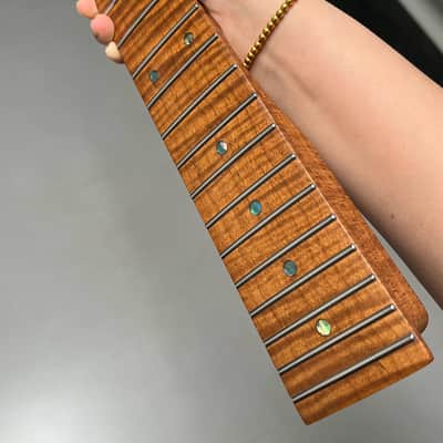 AAAA Bone nut Suhr Round-head stainless steel Roasted flame Maple Electric Guitar Neck 22 frets hole 10mm 12in image 4