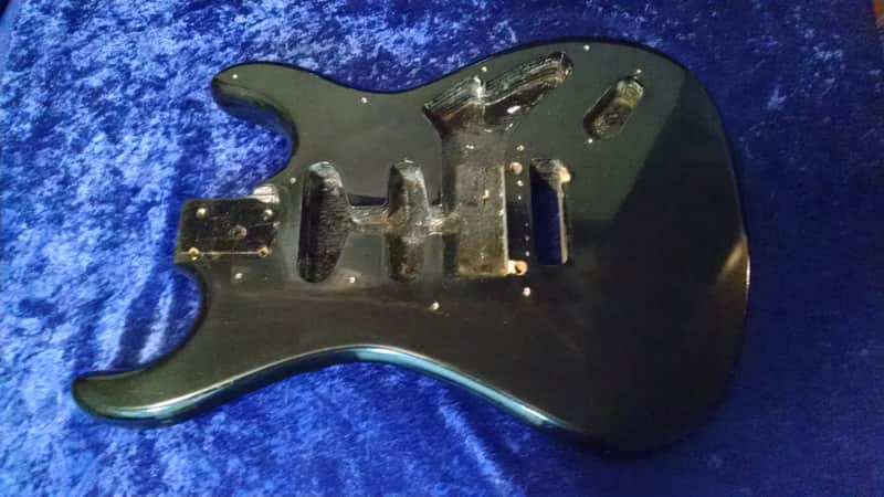 1986 Kramer Striker 300st body Black image 1