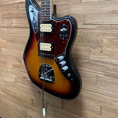 Fender Kurt Cobain Jaguar Guitar-2013-MIM- 3-Color Sunburst 8lbs 9oz w/gig bag image 5