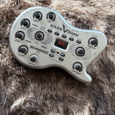 Behringer Bass V-Amp Multi-Effect and Amp Modeler 2000s - Silver image 3