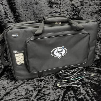 LINE6 Helix Floor with Case [21HDF5V7319000003] (08/14) image 5