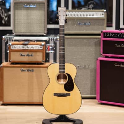 Martin 00-18 Standard image 3
