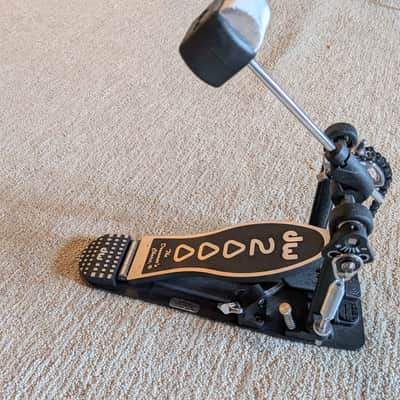 DW 2000 Series Single Bass Drum Pedal 2010 - Present - Various image 4