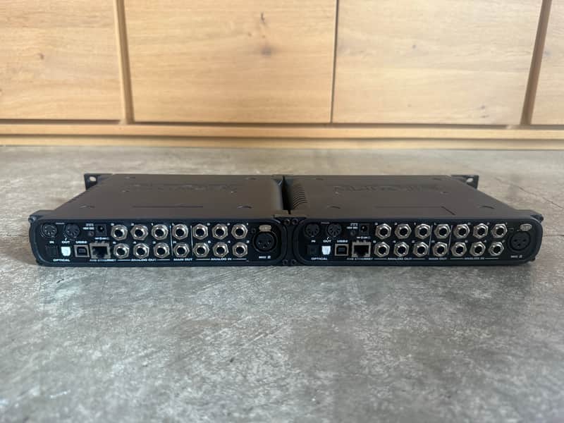 MOTU Ultralite AVB 2015 - Present - Black image 1