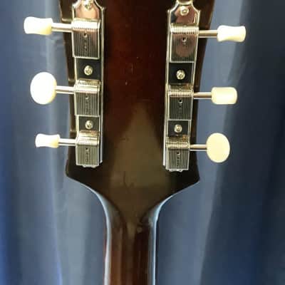 Epiphone 422T Century Archtop with Road Runner Case - Consignment image 7