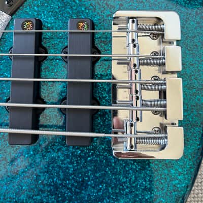 Modulus RevOLite Jazz 5 String Fretless 2024 - Blue/Silver Flake image 4