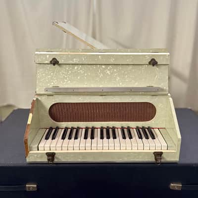 JENCO Celeste 3 octave c 1950 - MOP original vintage USA celesta celestette image 2