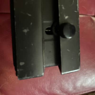 Boss MT-2 Metal Zone  Eq Distortion Effects Pedal image 4