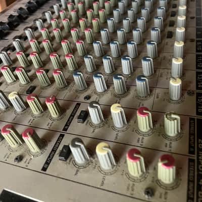 Behringer Eurorack MX2642A 26-Input 4-Bus Mixer - Silver image 3