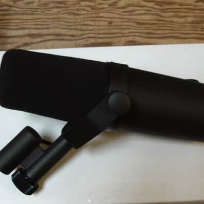 Shure SM7B Cardioid Dynamic Microphone 2025 - Mint in box image 1