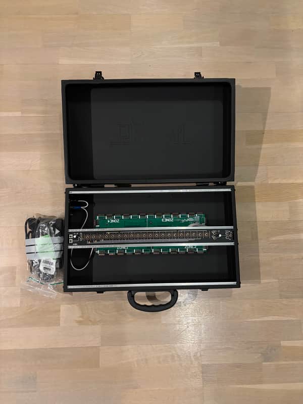 Make Noise 7U Metal CV Bus Case 2008 - Present - Black image 1
