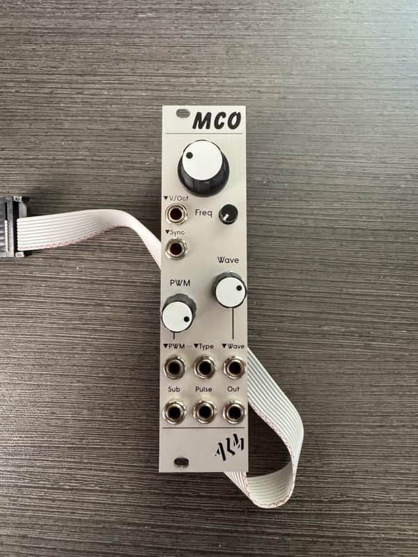 ALM/Busy Circuits ALM021 MCO Digital VCO Eurorack Synth Module
