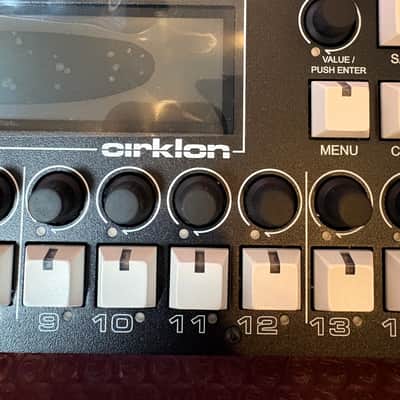 Cirklon 2 unit #3885 MINT image 16