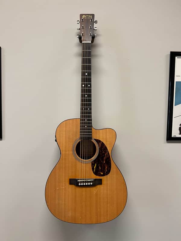 Martin 000c-16gte with Hard Case Natural image 1