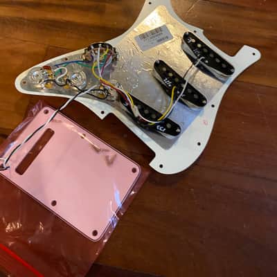 Fender Player Strat Stratocaster Hot 8K Alnico 5 Pickup Parchment Pickguard image 3